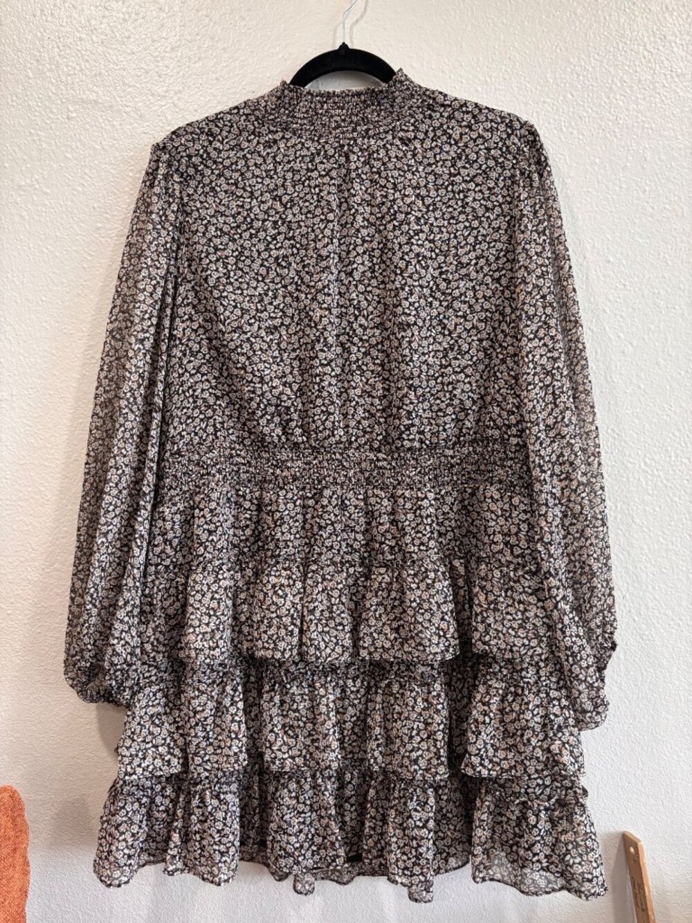 Sam & Jess Floral Ruffle Tiered Smocked Dress XL Black/Beige Long Sleeve
